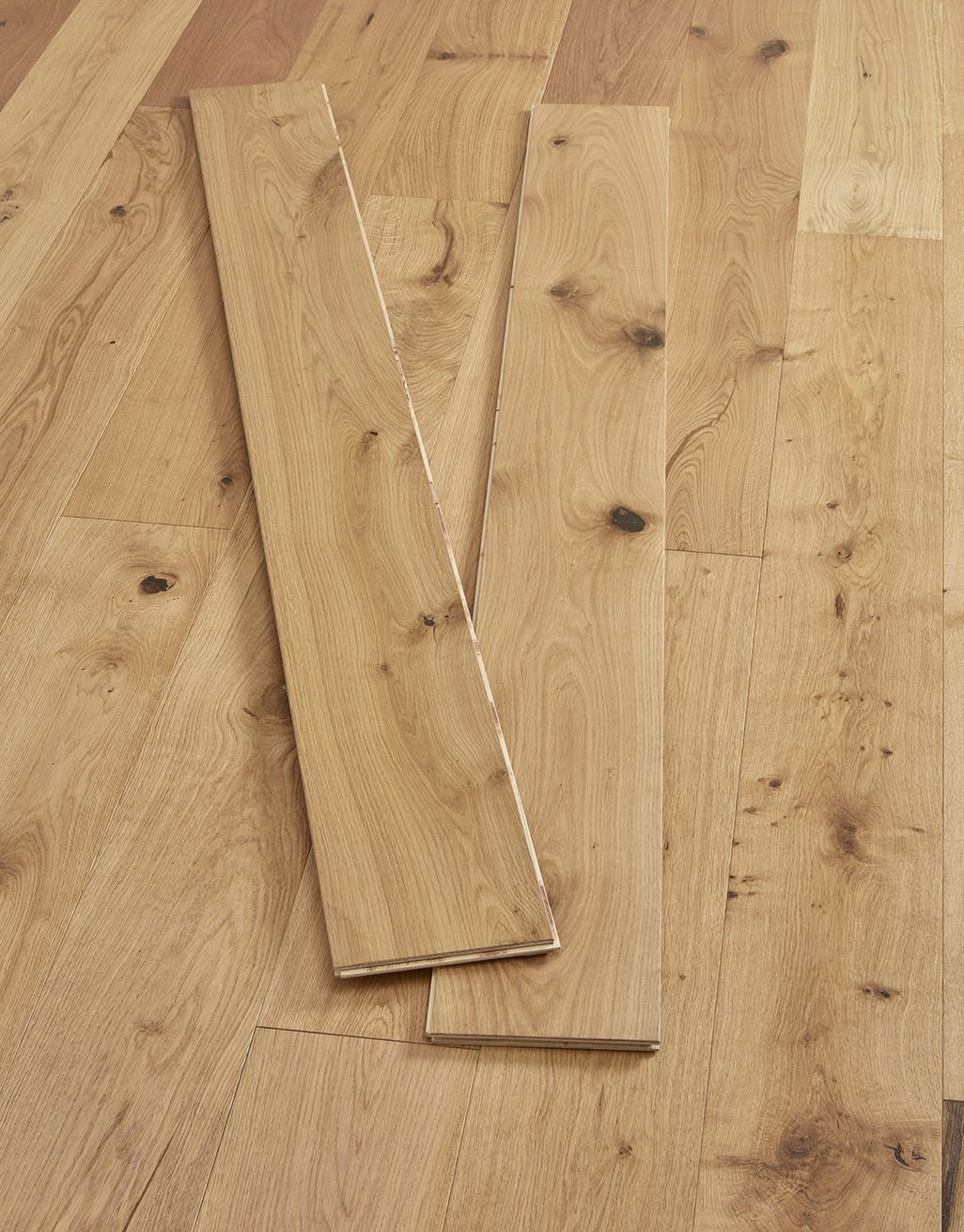Luxury Prime Oak Brushed & Oiled Engineered Wood Flooring 3