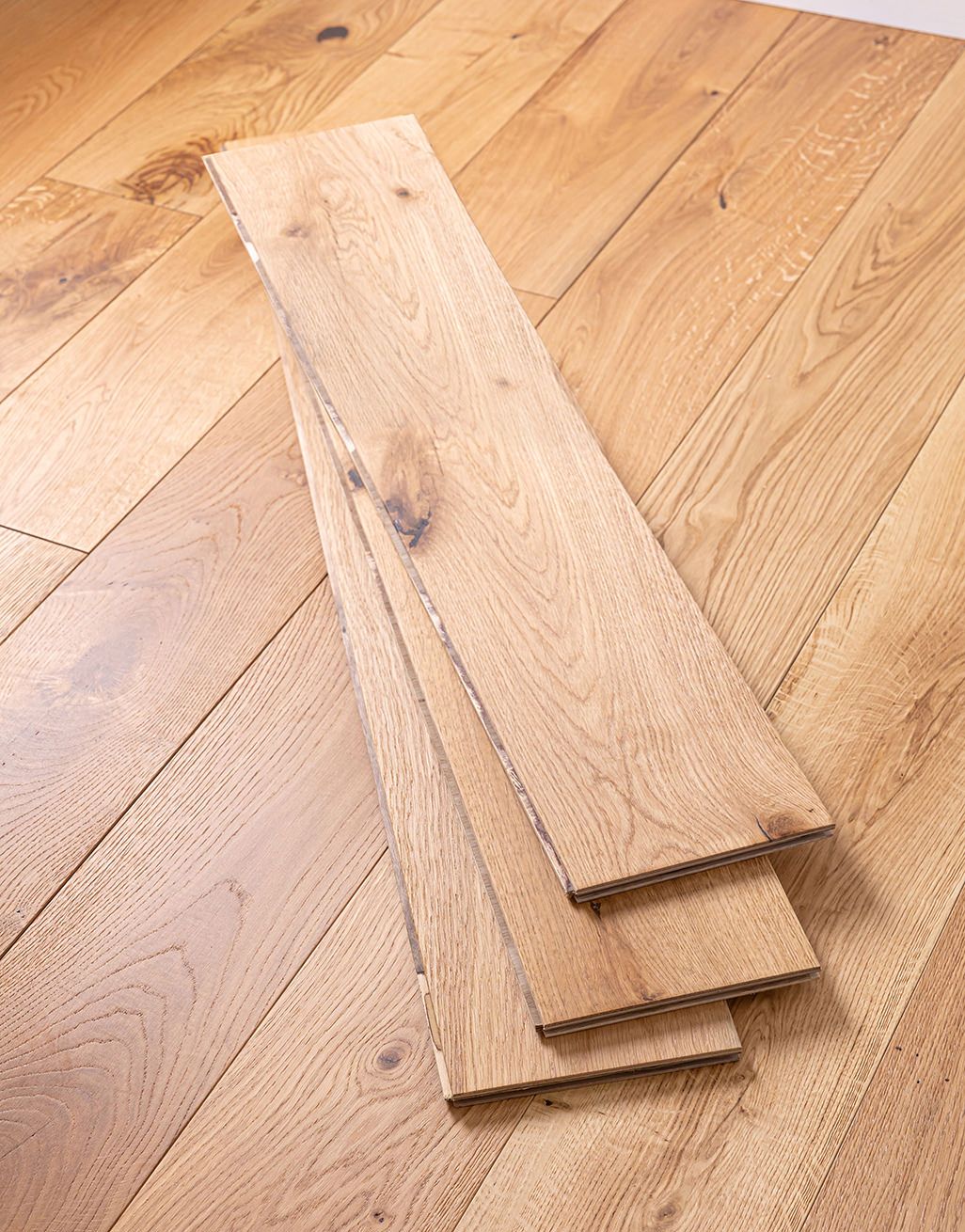 Super Buy Honey Oak 14mm x 190mm Engineered Wood Flooring 3