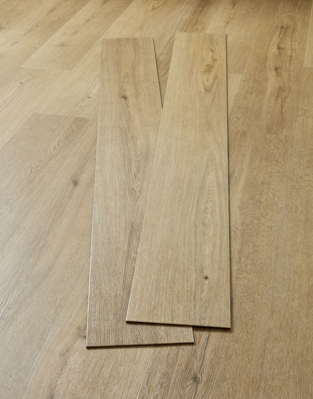 EvoCore Design Floor Artisan - Natural Sienna Oak 3