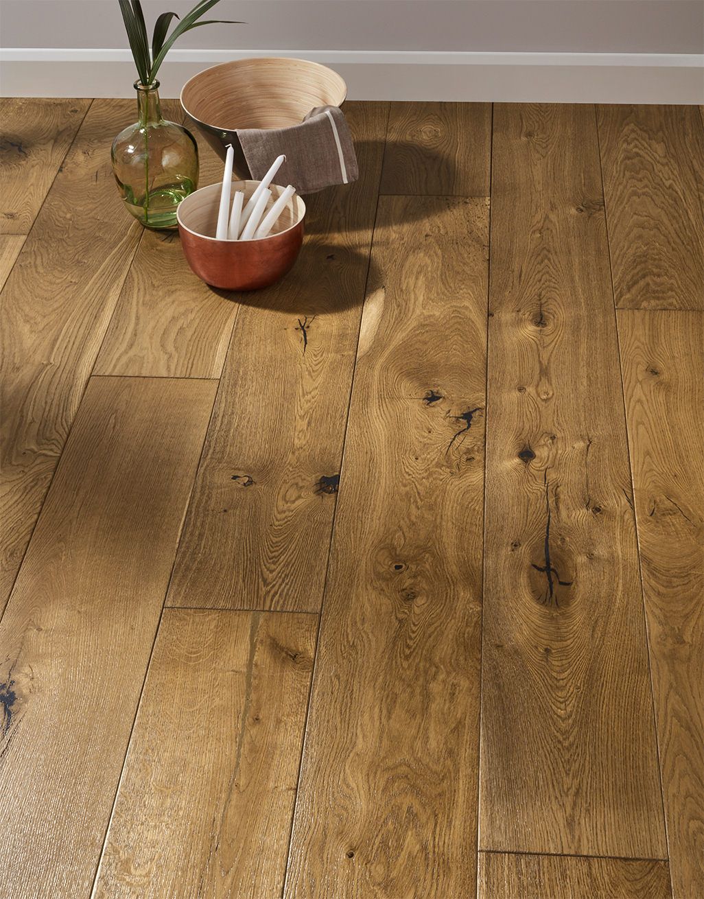 Grand Imperial Golden Smoked Oak Brushed & Lacquered Engineered Wood Flooring 1