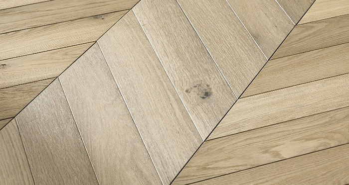 Cambridge Chevron Bavarian Oak Brushed & Oiled Engineered Wood Flooring - Descriptive 3