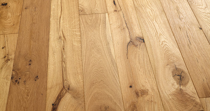 Manhattan Natural Oak Brushed & Oiled Engineered Wood Flooring - Descriptive 2